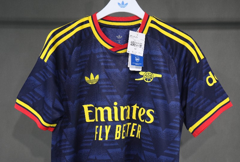 26/27 Arsenal Away Jersey Fan Version Cheap Replica Football Shirt