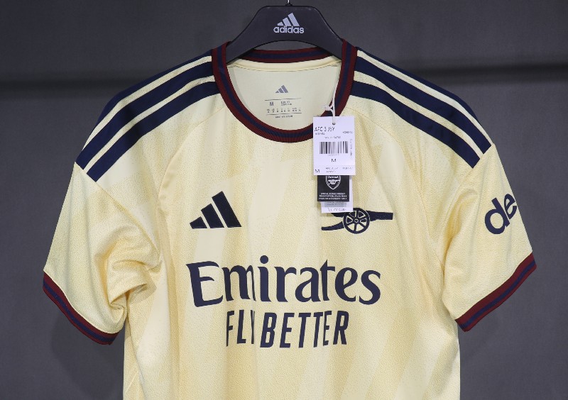 26/27 Arsenal Third Jersey Fan Version Cheap Replica Football Shirt
