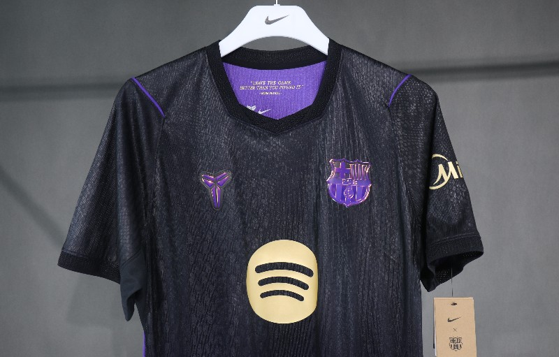 26/27 Barcelona Away Jersey Player Version Cheap Replica Football Shirt