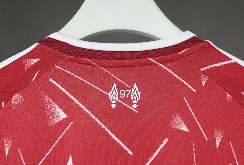 26/27 Liverpool Home Fan Version Cheap Replica Jersey Football Shirt