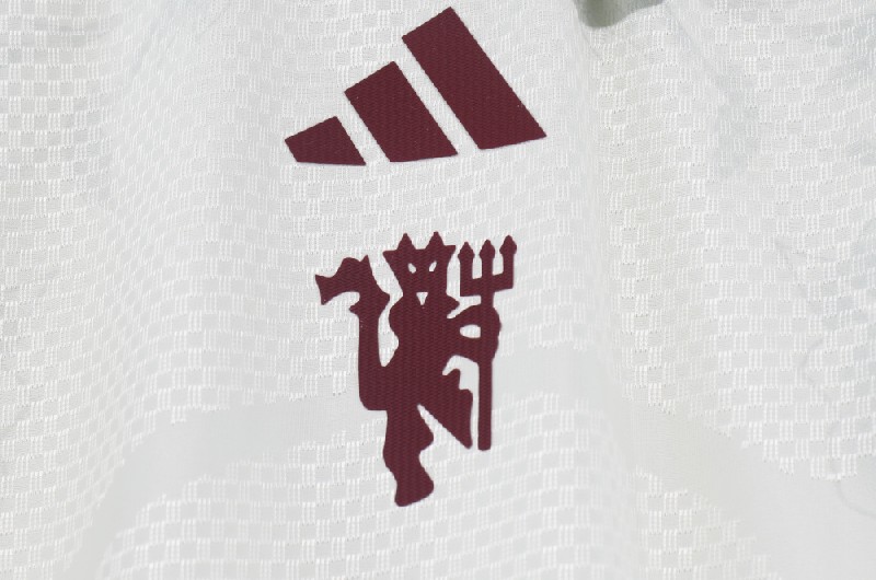 26/27 Manchester United Third Fan Version Cheap Replica Football Shirt