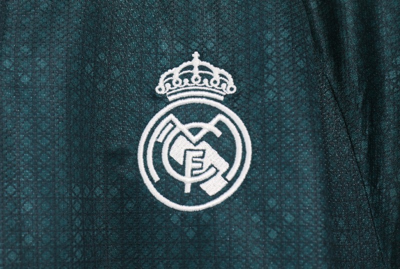 26/27 Real Madrid Away Fan Version Jersey Cheap Replica Football Shirt